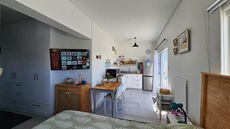 2 Bedroom Property for Sale in Britannia Bay Western Cape